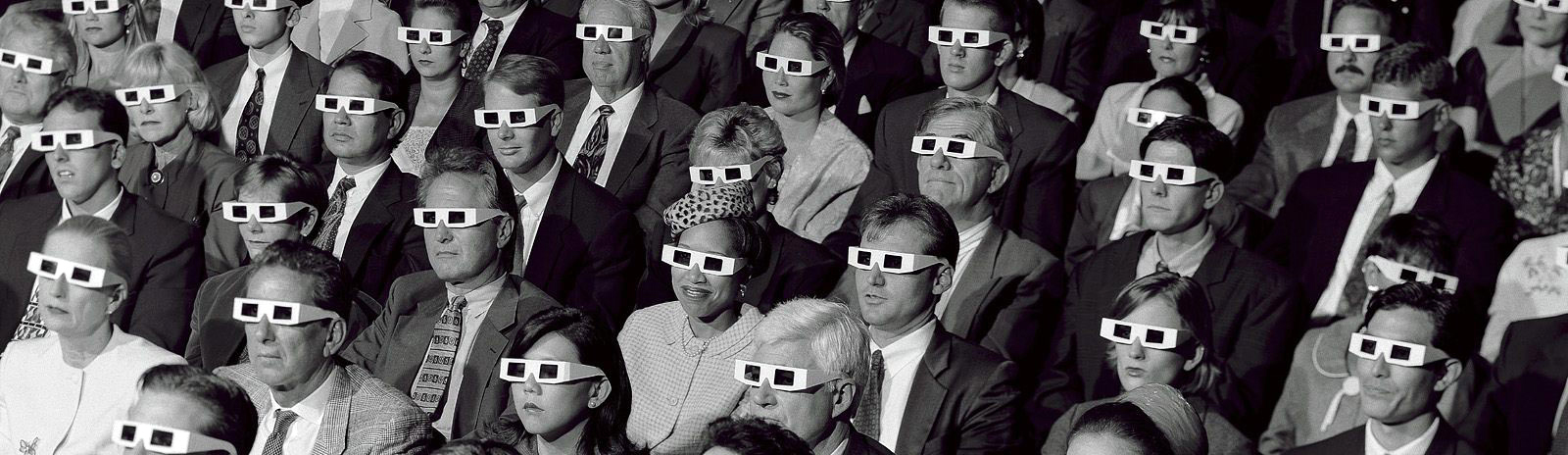 audience-with-3d-glasses 3